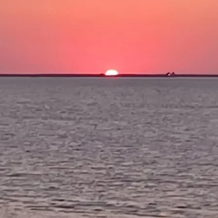 شقة Tomis Sunrise *